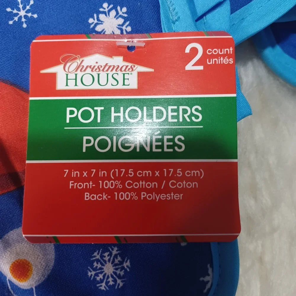 NWT Christmas House 4 pot holders Santa Claus 7-in x 7-in